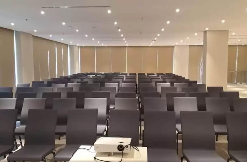Delta Hotels By Marriott Dubai Investment Park Eksteriør billede